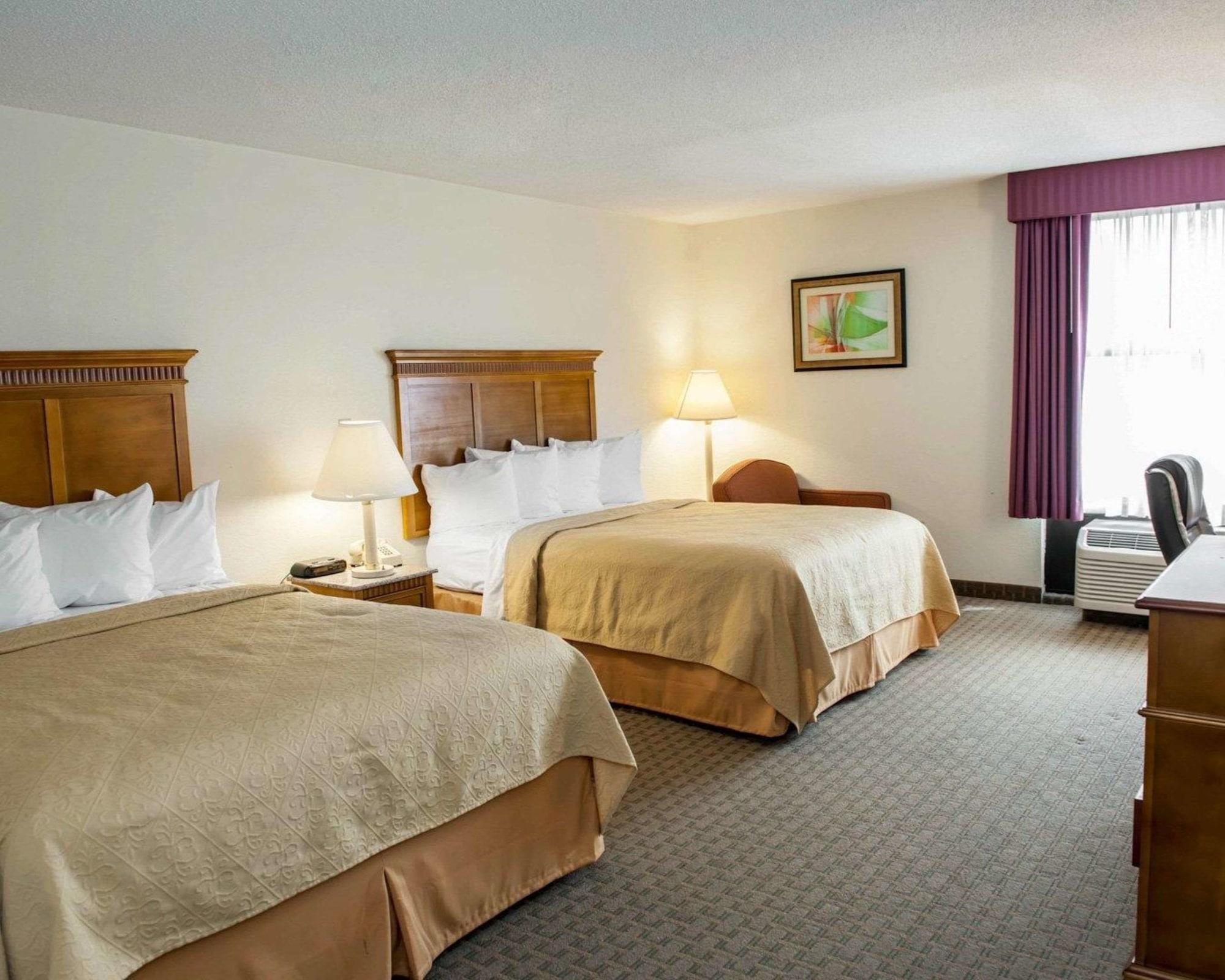 Quality Inn And Suites Indianapolis Indianápolis Exterior foto